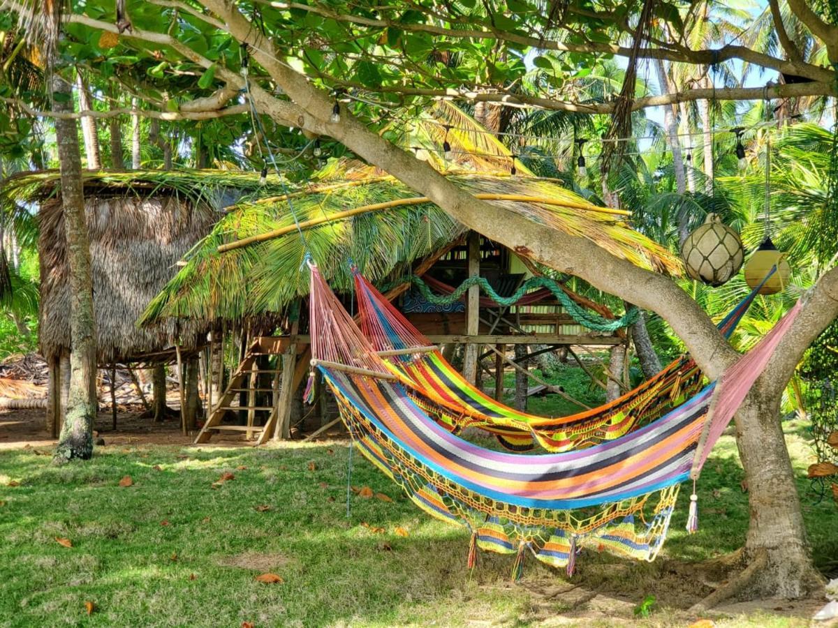 Derek'S Place Eco-Lodge Little Corn Island Exterior photo